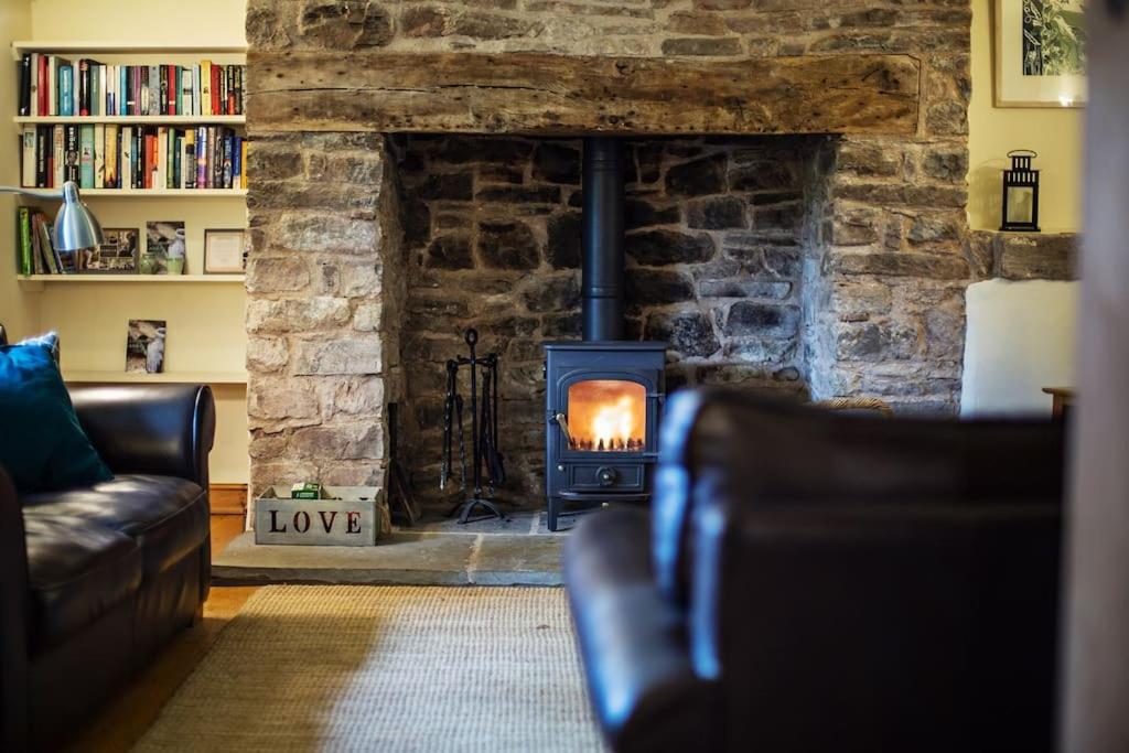 Cabalva Mill Cottage - Very Private And With Views Over The River Wye Clifford Exterior foto